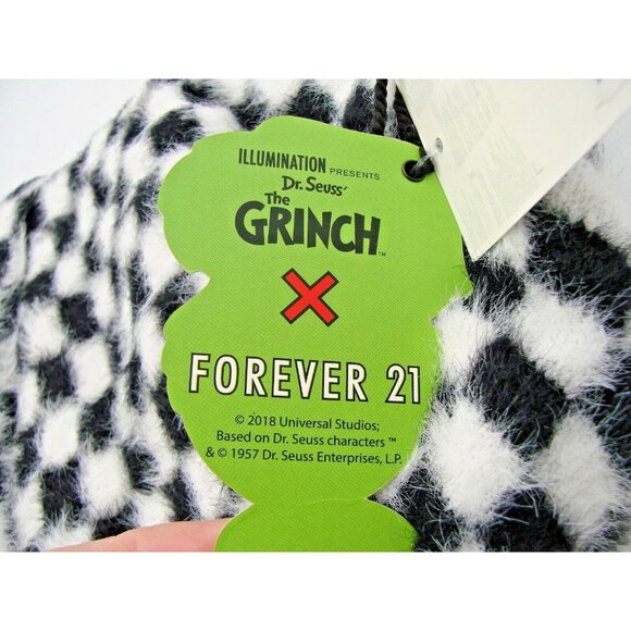 Forever 21 The Grinch Black White Checked Beanie Hat Knit So Soft Streetwear OS - Picture 8 of 11
